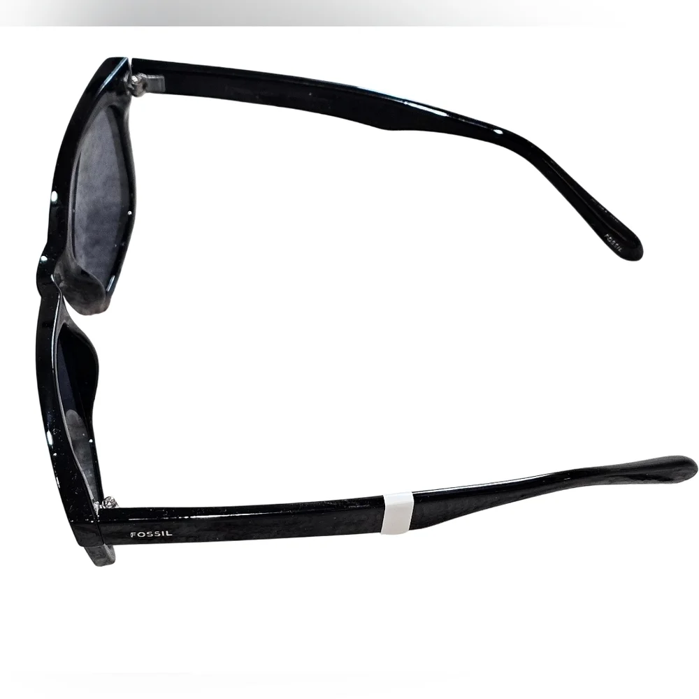 Fossil Women's Black Gloss Wayfarer Sunglasses. New! - Picture 3 of 6
